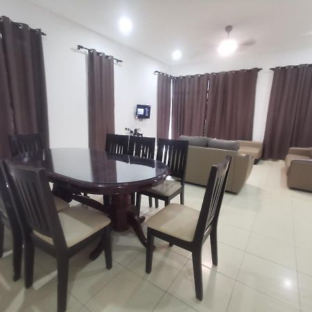 Oyo Homes 90524 D'J Pegaso Serom Homestay Muar Exteriér fotografie
