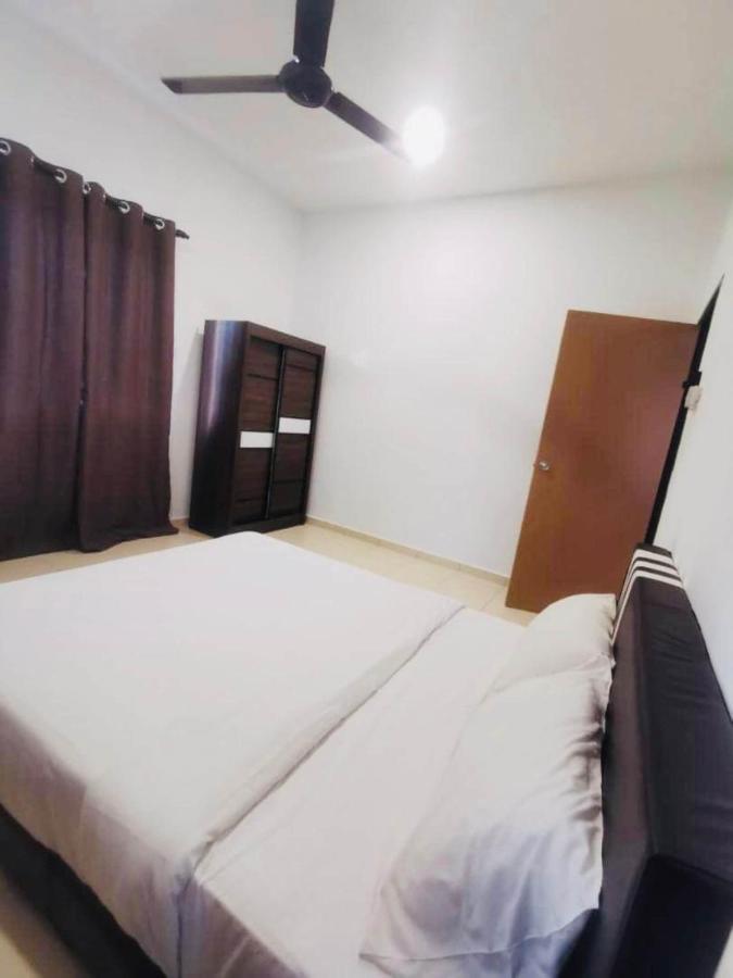 Oyo Homes 90524 D'J Pegaso Serom Homestay Muar Exteriér fotografie