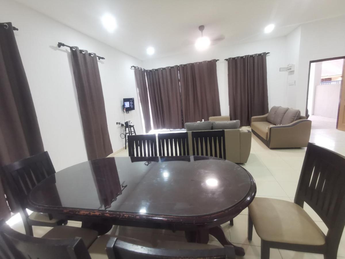 Oyo Homes 90524 D'J Pegaso Serom Homestay Muar Exteriér fotografie