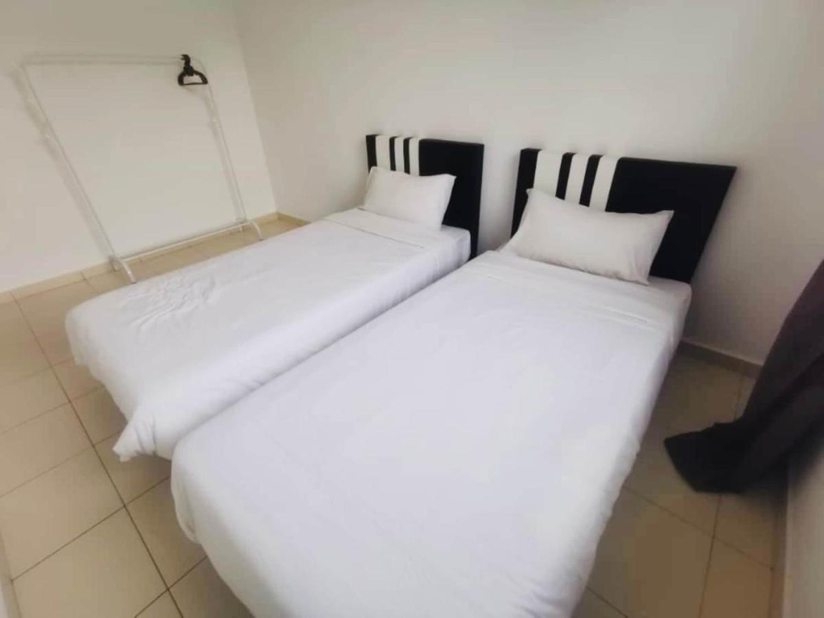 Oyo Homes 90524 D'J Pegaso Serom Homestay Muar Exteriér fotografie