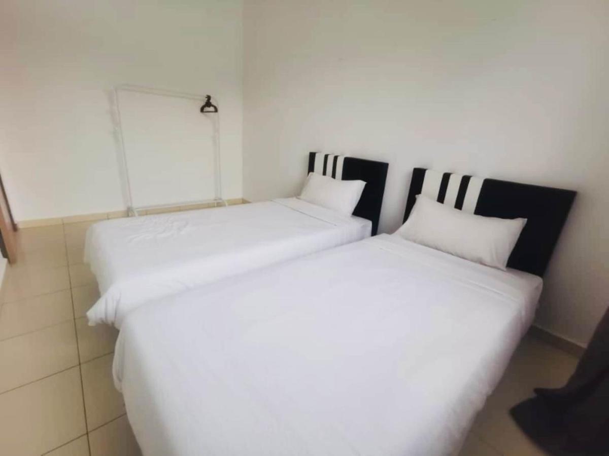 Oyo Homes 90524 D'J Pegaso Serom Homestay Muar Exteriér fotografie